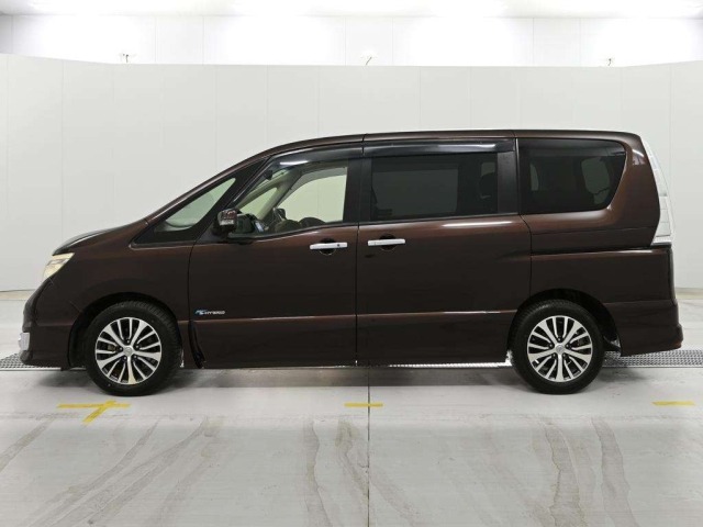 Nissan SERENA 2015 7233444-4
