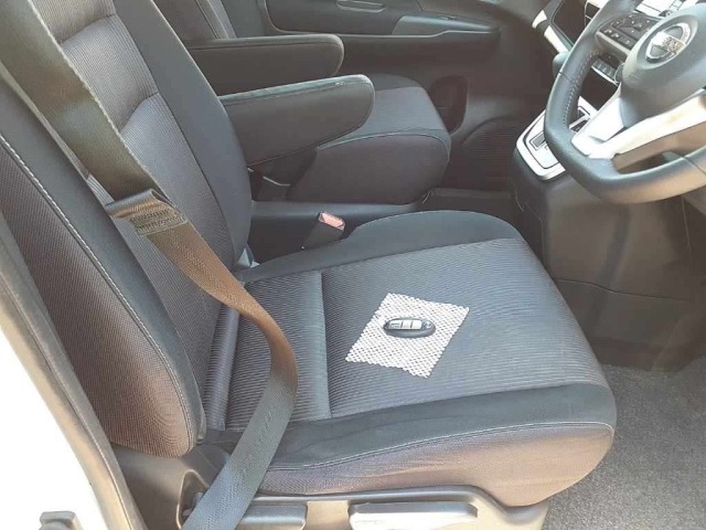 Nissan SERENA 2019 7233445-8