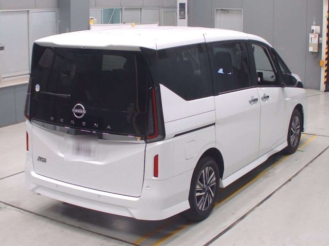Nissan SERENA 2024 7233452-1