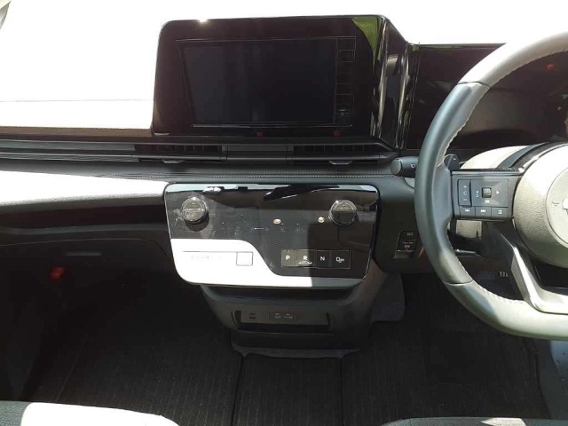 Nissan SERENA 2024 7233452-9