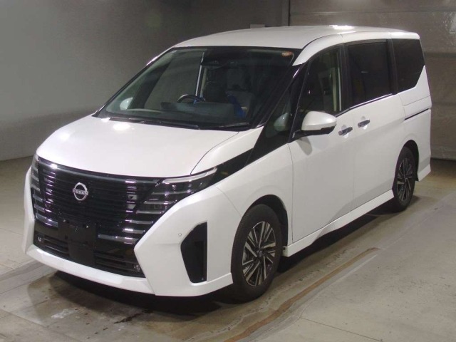 Nissan SERENA 2025 7233466-0