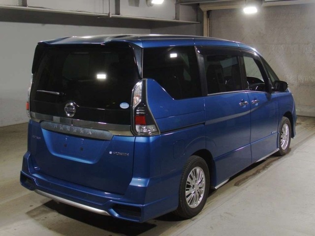 Nissan SERENA 2018 7233468-1