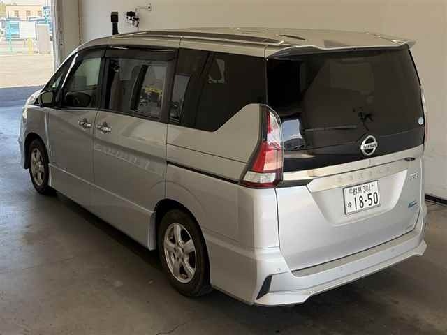 Nissan SERENA 2016 7233477-1