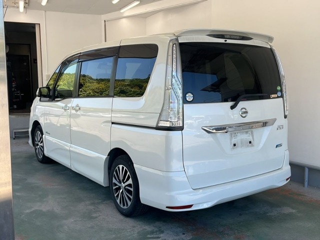 Nissan SERENA 2015 7233479-1