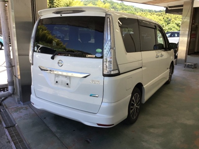 Nissan SERENA 2015 7233479-4