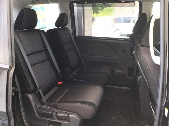 Nissan SERENA 2017 7233482-6