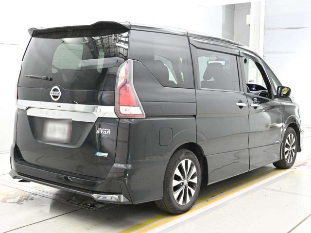 Nissan SERENA 2017 7233499-1