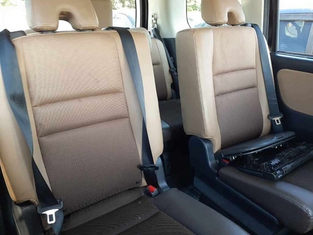 Nissan SERENA 2016 7233500-11