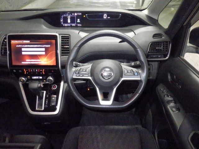 Nissan SERENA 2019 7233523-4