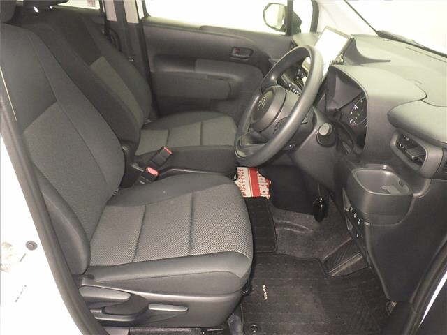 Toyota SIENTA 2025 7234903-5