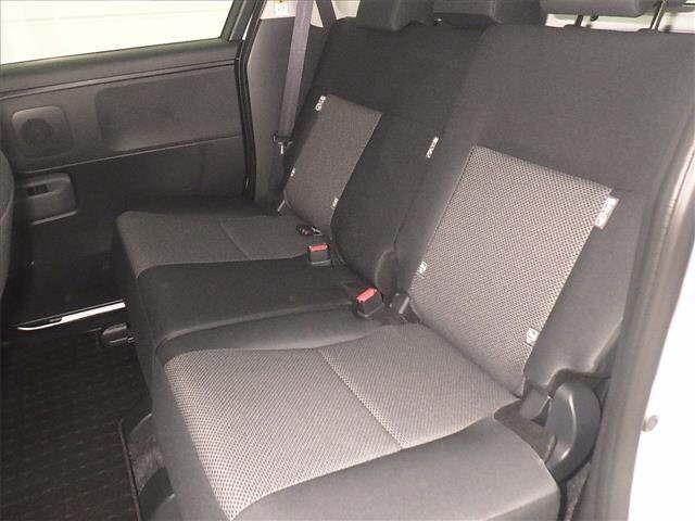 Toyota SIENTA 2025 7234903-7