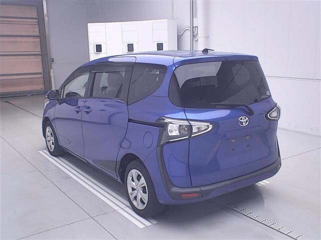 Toyota SIENTA 2018 7234905-1