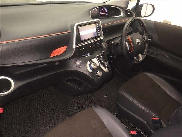 Toyota SIENTA 2018 7234910-4