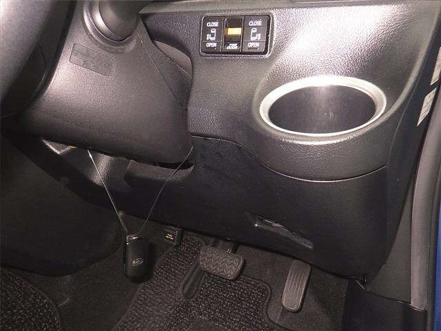Toyota SIENTA 2018 7234910-8