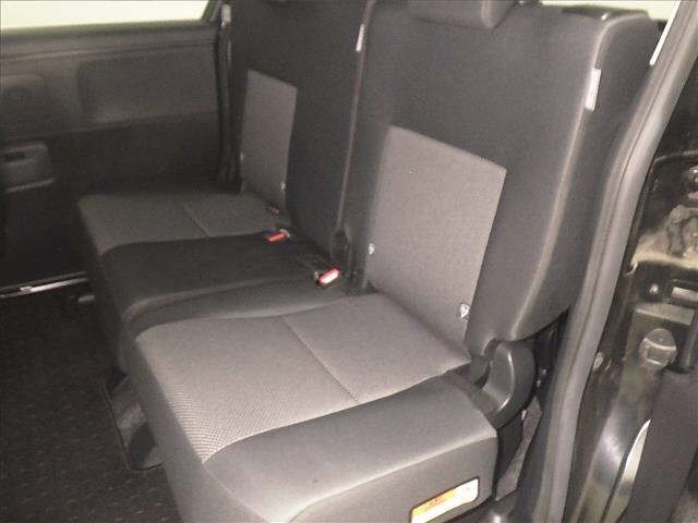 Toyota SIENTA 2023 7234911-7