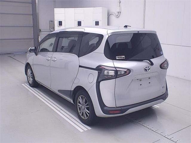 Toyota SIENTA 2016 7234914-1