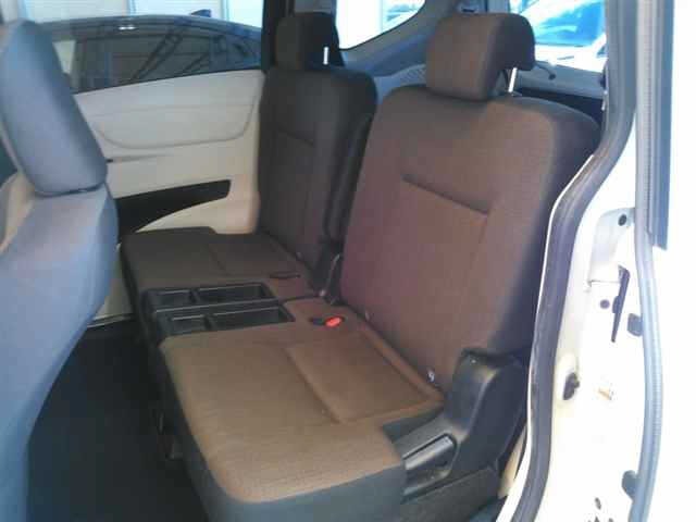 Toyota SIENTA 2017 7234923-9
