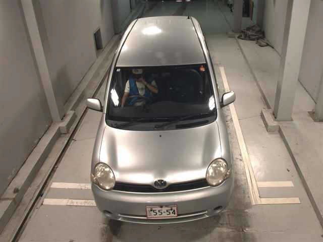 Toyota SIENTA 2004 7234926-6
