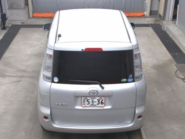 Toyota SIENTA 2012 7234948-7