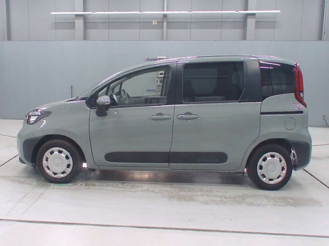 Toyota SIENTA 2024 7234954-4