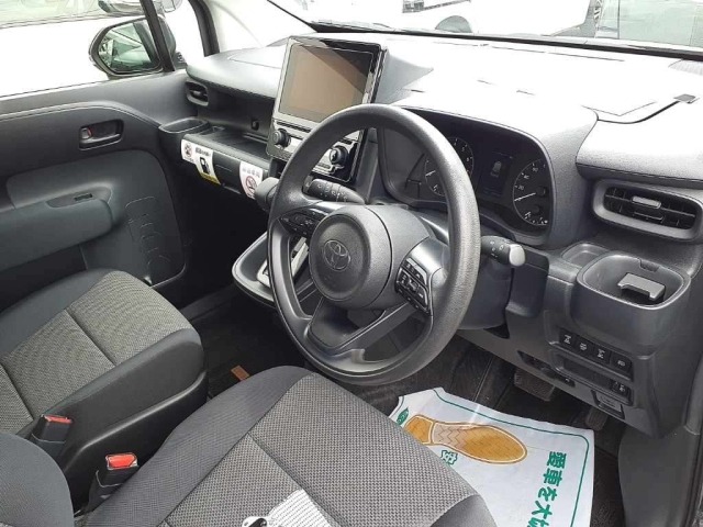 Toyota SIENTA 2023 7234976-9