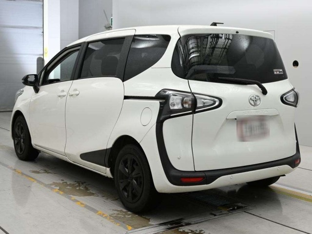 Toyota SIENTA 2022 7234977-6