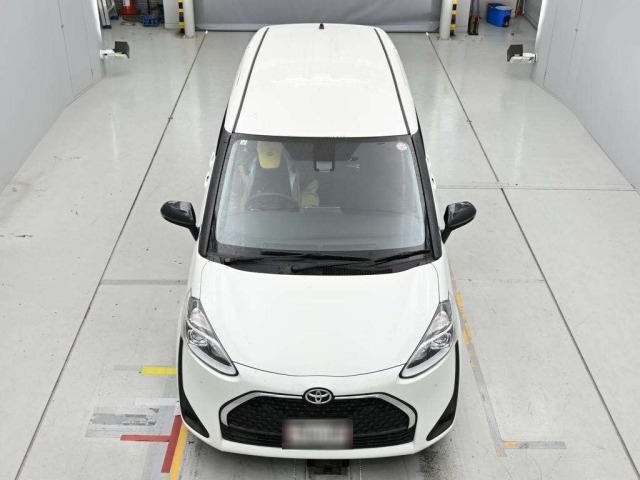 Toyota SIENTA 2022 7234977-7