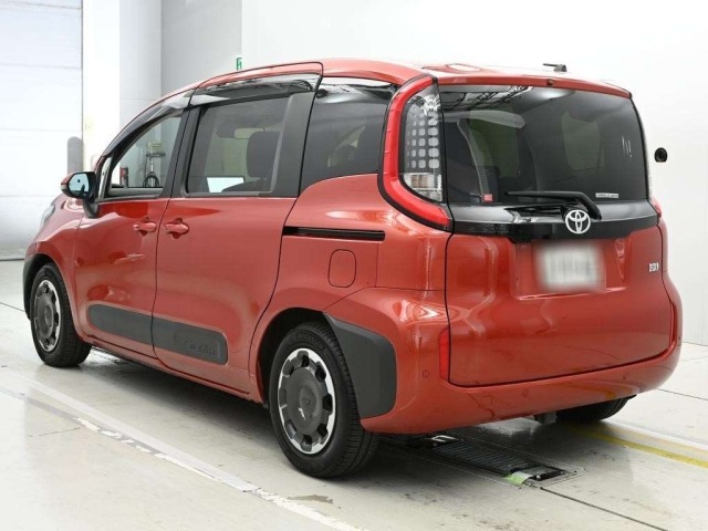 Toyota SIENTA 2023 7234983-6
