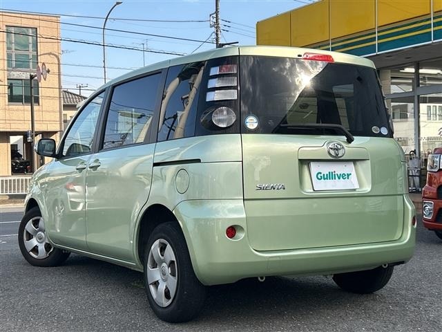 Toyota SIENTA 2008 7235581-13