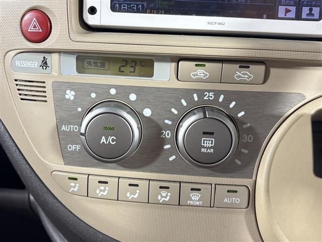Toyota SIENTA 2012 7235592-13