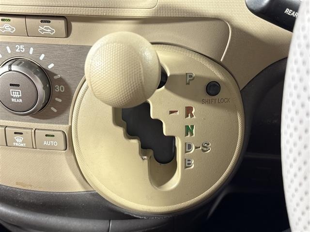 Toyota SIENTA 2012 7235592-21
