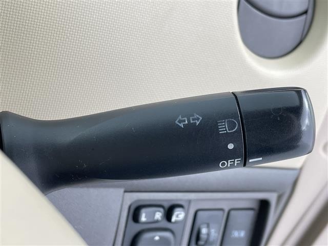 Toyota SIENTA 2015 7235619-8