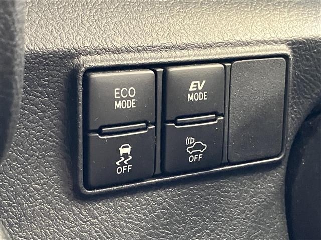 Toyota SIENTA 2017 7235680-2