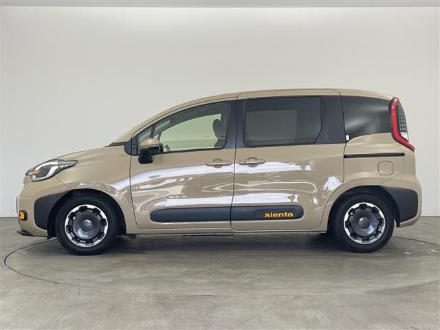 Toyota SIENTA 2023 7235694-19