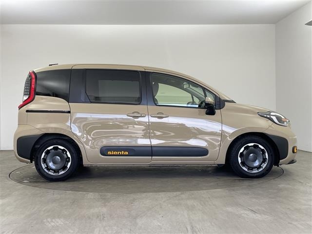 Toyota SIENTA 2023 7235694-21