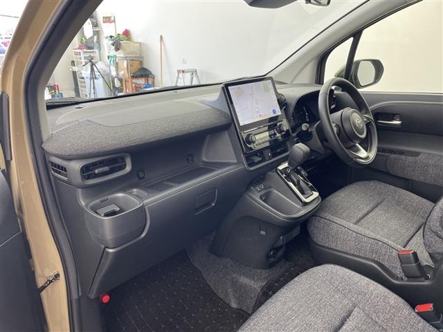 Toyota SIENTA 2023 7235694-9