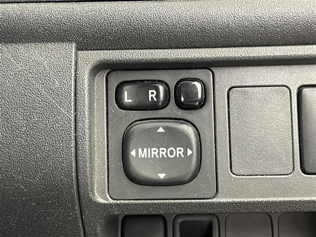 Toyota SIENTA 2012 7235748-11