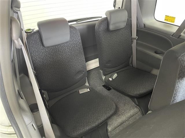 Toyota SIENTA 2012 7235748-2