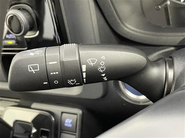 Toyota SIENTA 2023 7235892-9