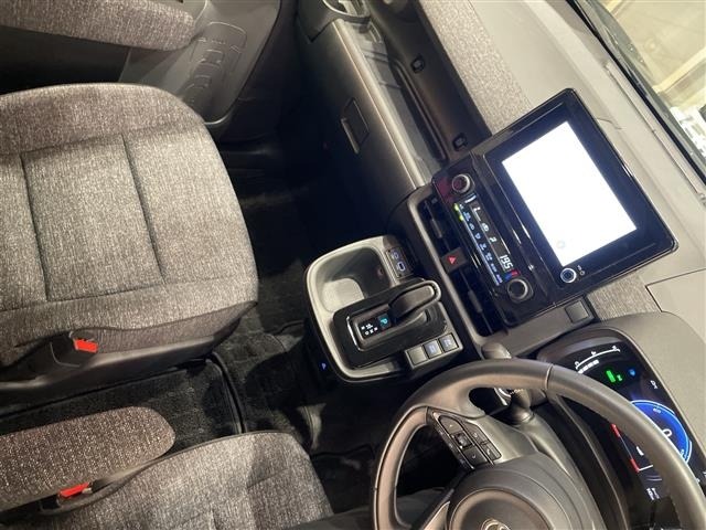 Toyota SIENTA 2023 7235901-2