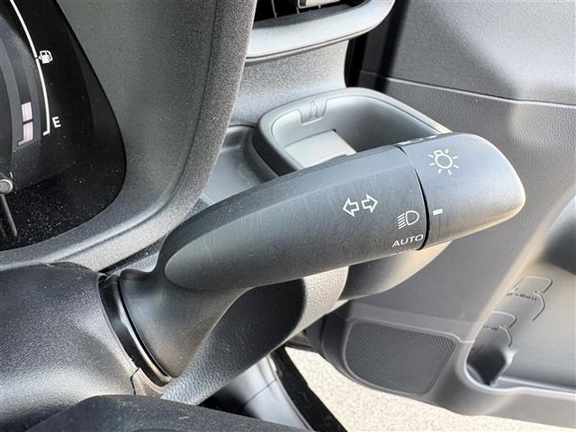 Toyota SIENTA 2023 7235973-3