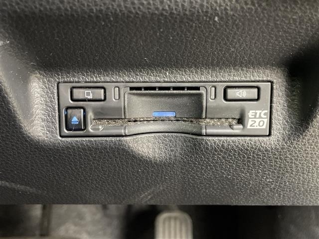 Toyota SIENTA 2023 7235988-17
