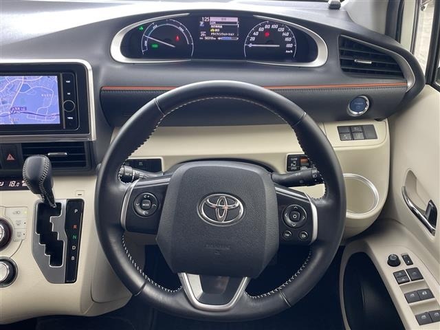 Toyota SIENTA 2016 7236013-6