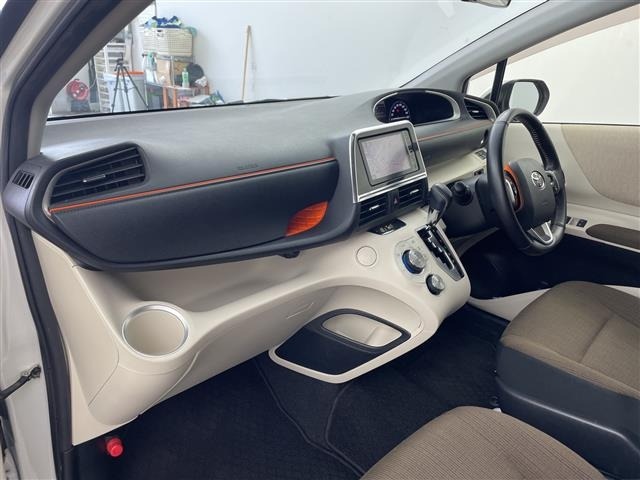 Toyota SIENTA 2016 7236013-9