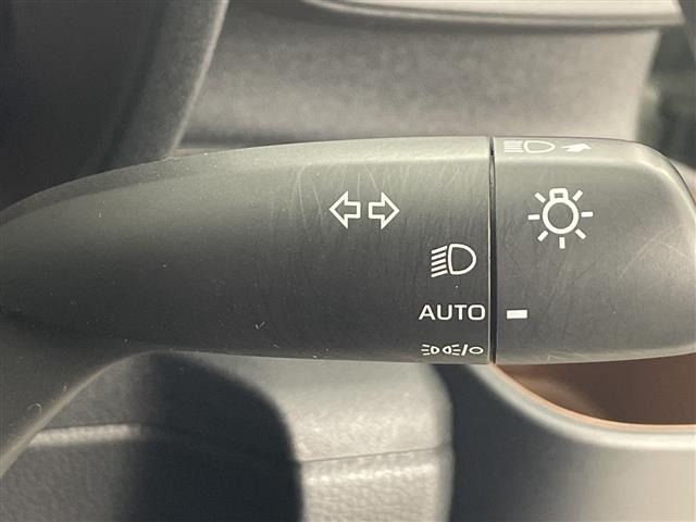 Toyota SIENTA 2023 7236029-11