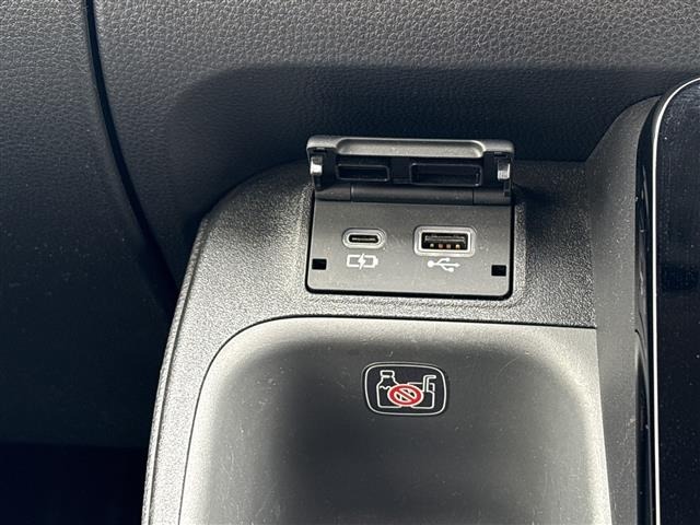 Toyota SIENTA 2022 7236030-12