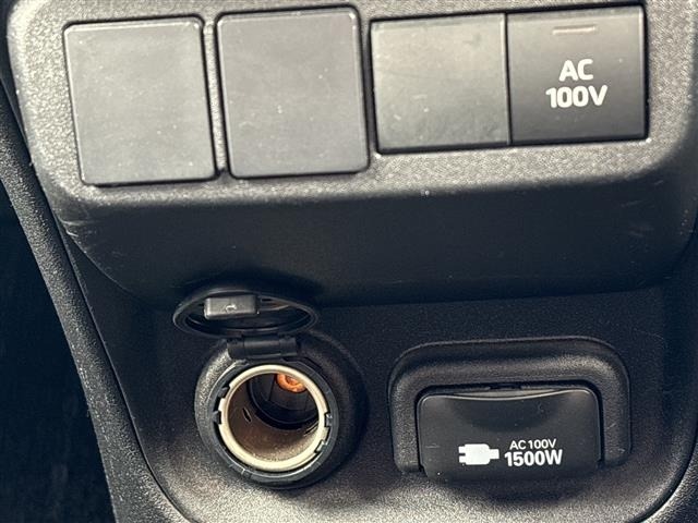 Toyota SIENTA 2022 7236030-20