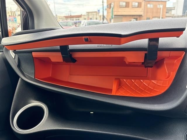 Toyota SIENTA 2018 7236040-12