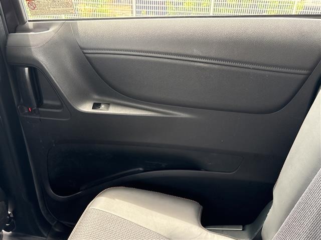 Toyota SIENTA 2018 7236040-4