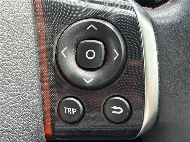Toyota SIENTA 2018 7236040-7
